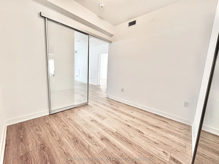 634 Church St #3401 — Photo 10