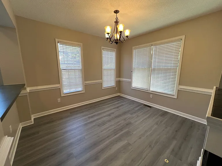 7706 Astoria Pl — Photo 11