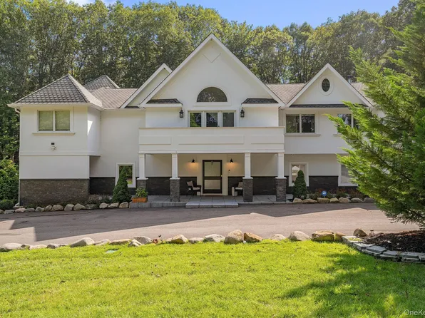 12 Seaside Drive, Belle Terre, NY 11777