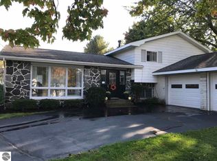 610 E Washington St, East Tawas, MI 48730