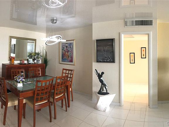 3rd image of 3140 S Ocean Dr APT 1112