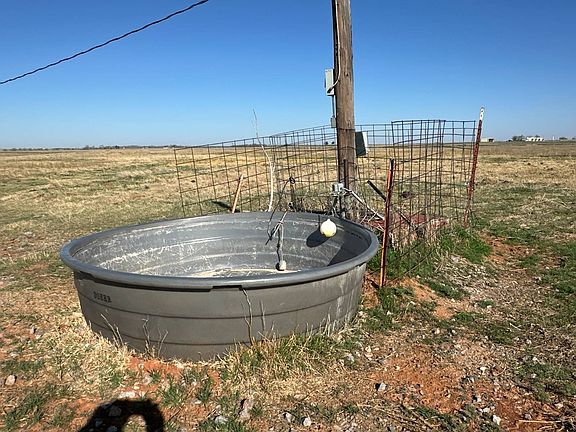 5th image of 21480 E 1210th Rd