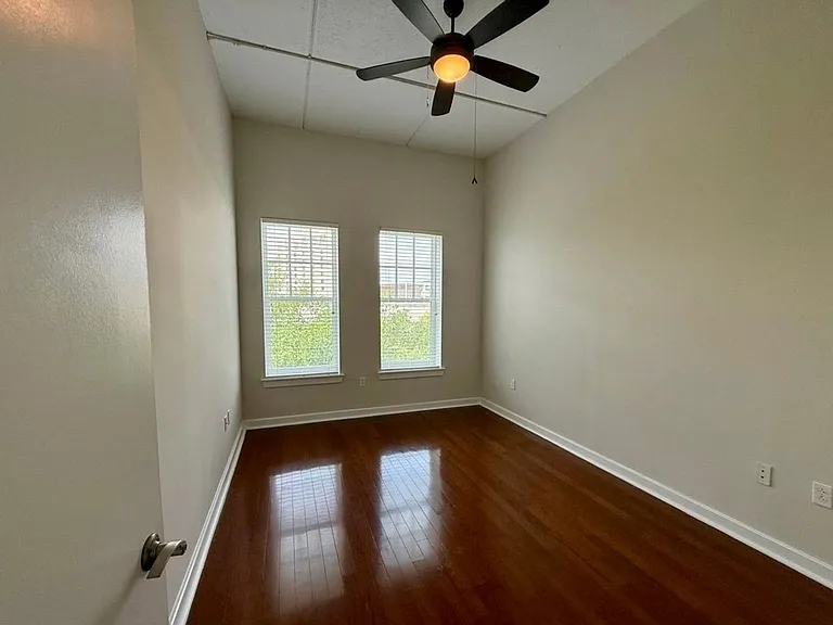 1661 Riverside Ave #415 — Photo 7