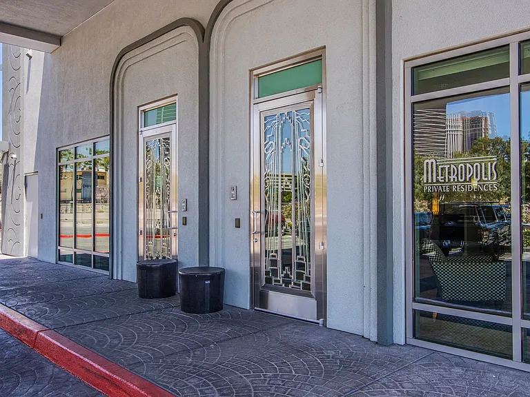 360 E Desert Inn Rd #1008 — Photo 65