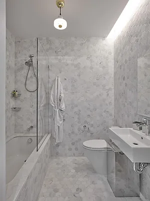 Sold by AA Management | media 43