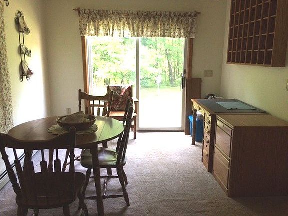 4th image of 17171 Laurie Dr