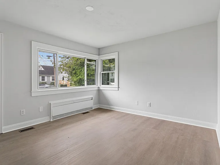 19 Magnolia Pl — Photo 17