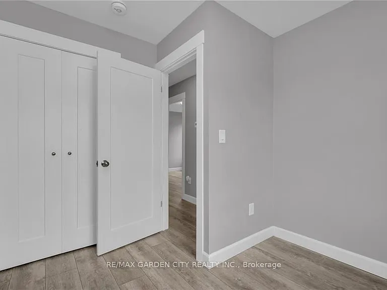 27 Saint George St #MAIN — Photo 15