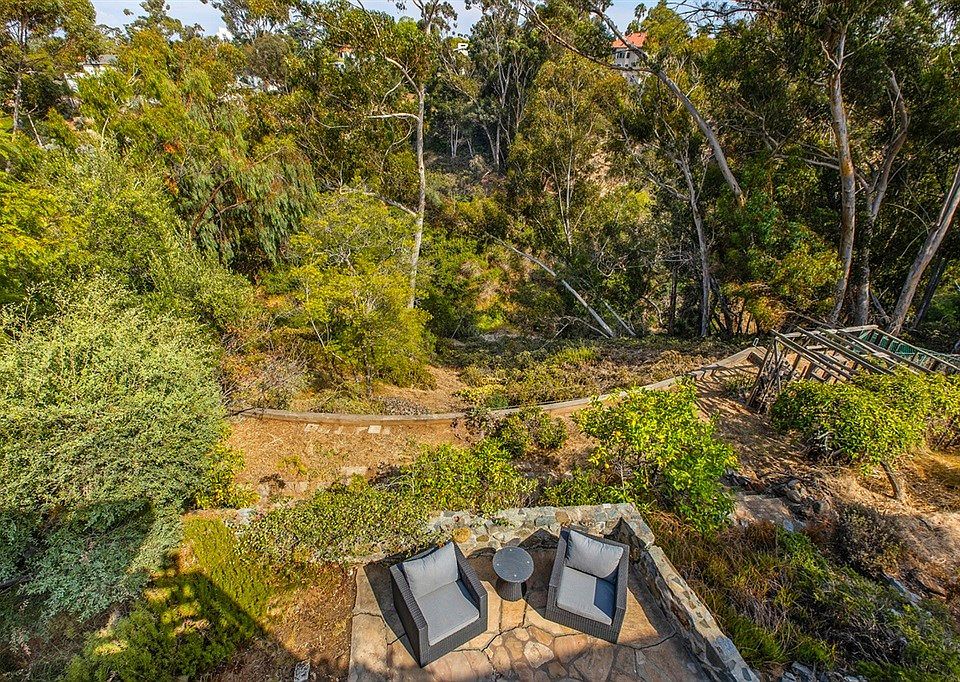 1st image of 4391 Hermosa Way