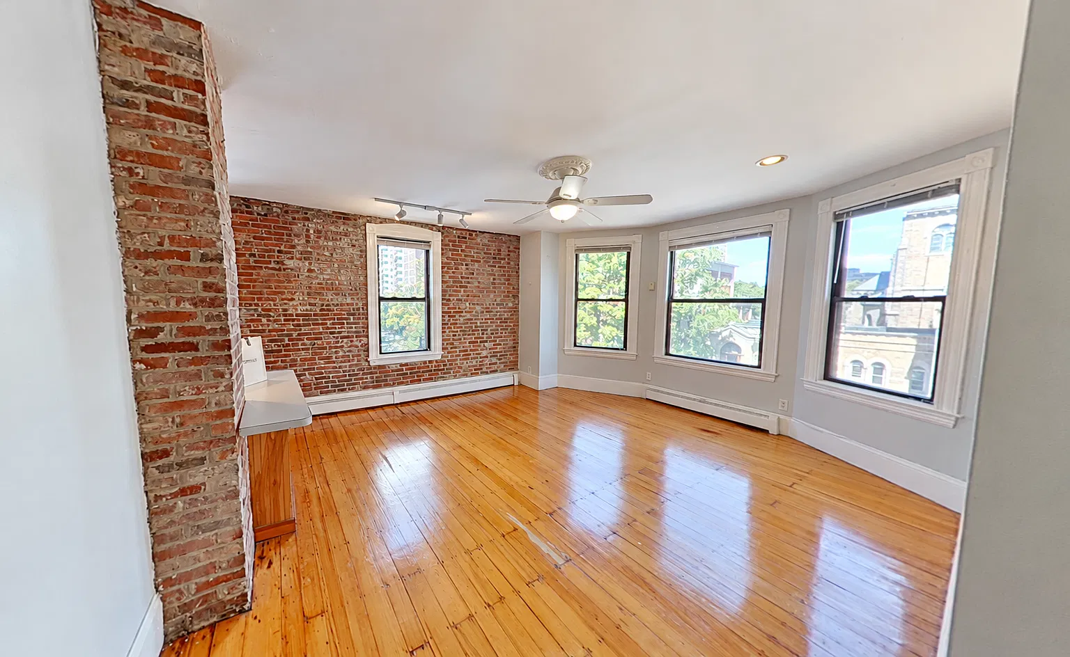 1540 Tremont Street — Photo 2