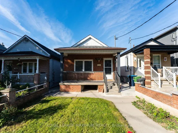 376 McRoberts Ave, Toronto, ON M6E 4R2