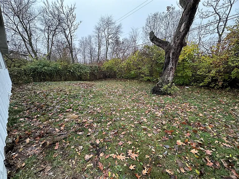 802 Knollcrest Dr — Photo 14