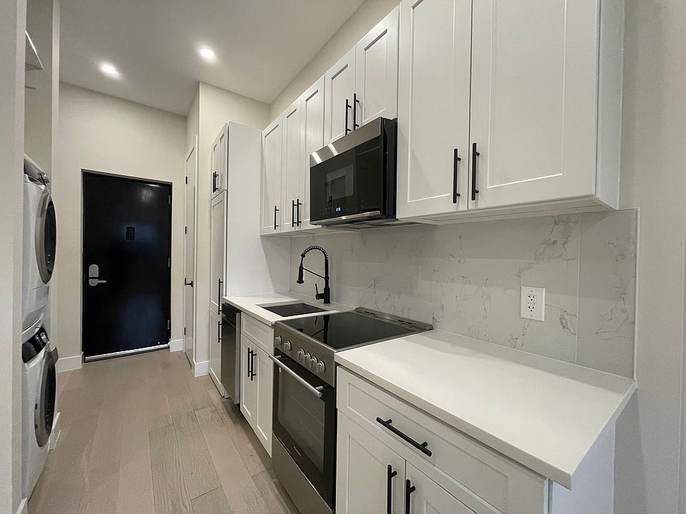 1st image of 239 E 33rd St APT 2b