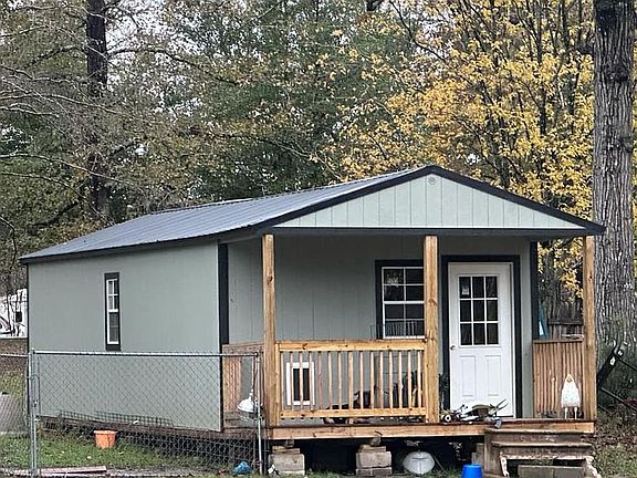 3rd image of 229 County Road 439 E