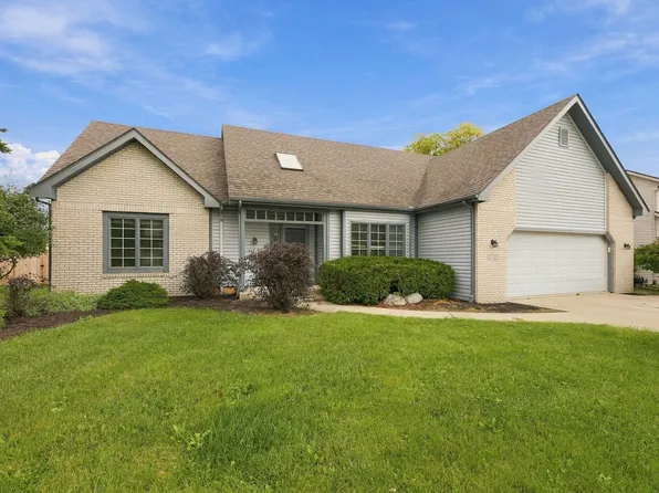 9710 Red Twig Pl, Fort Wayne, IN 46804