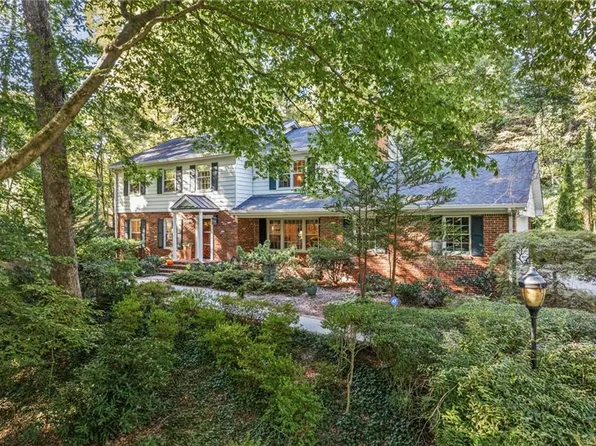 3370 E Wood Valley Rd NW, Atlanta, GA 30327