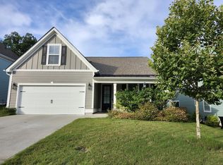 8 Bucklick Creek Ct, Simpsonville, SC 29680