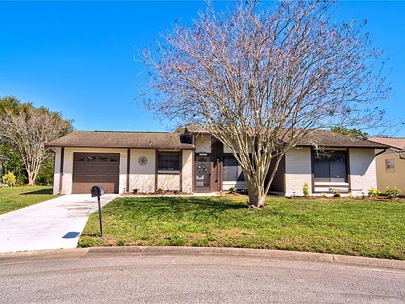 3rd image of 5023 Lindsay Ct