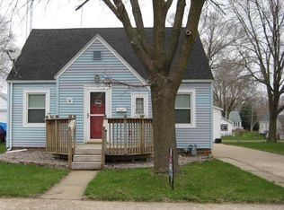 938 8th St NE, Mason City, IA 50401