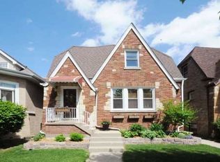 5849 N Whipple St, Chicago, IL