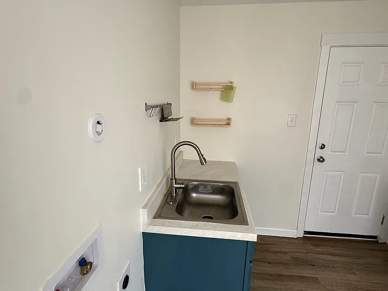 2901 Nathan Ave #B-411 — Photo 23
