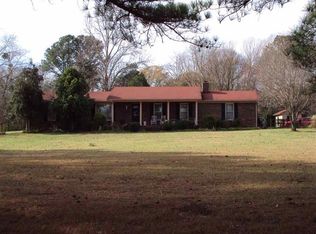 116 S. Chestnut, Bruceton, TN 38317