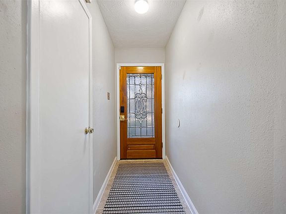 5th image of 8335 Buckeye Glen Ln