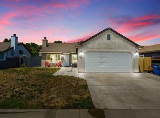 809 Grand Central Dr, Modesto, CA 95351