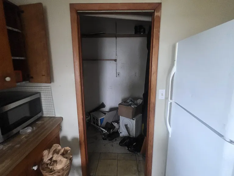 1828 W Leafland Ave — Photo 29