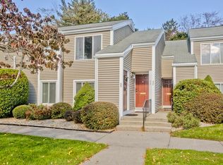 50 Nassau Dr #50, Springfield, MA 01129