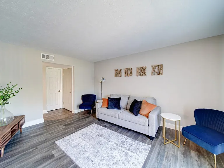 Nova Ridge Apartments — Photo 12