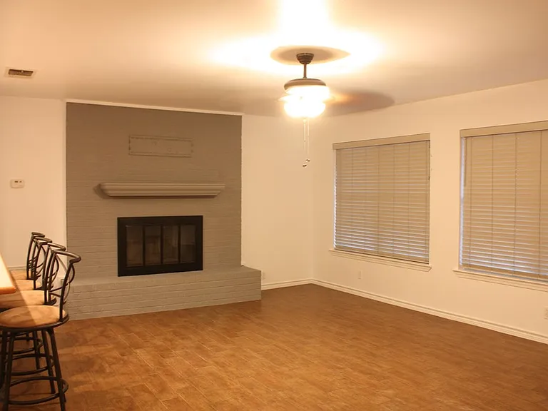 1316 Carol Ann Dr — Photo 2