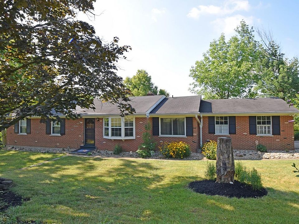 1st image of 9700 Farmcrest Dr