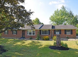 9700 Farmcrest Dr, West Chester, OH 45069