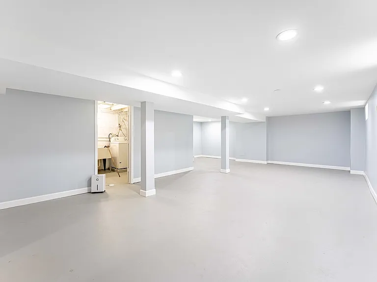 4507 S Leamington Ave — Photo 22
