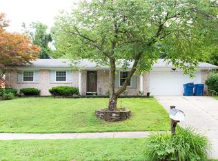 6648 Cortena Dr, Hazelwood, MO 63042