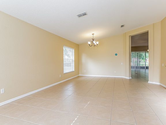 4th image of 2350 Meadow Oak Cir