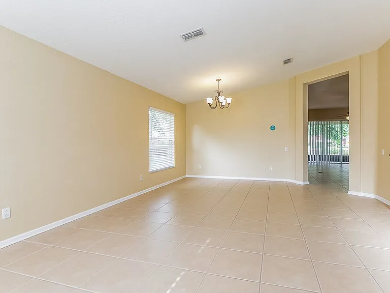 2350 Meadow Oak Cir — Photo 4