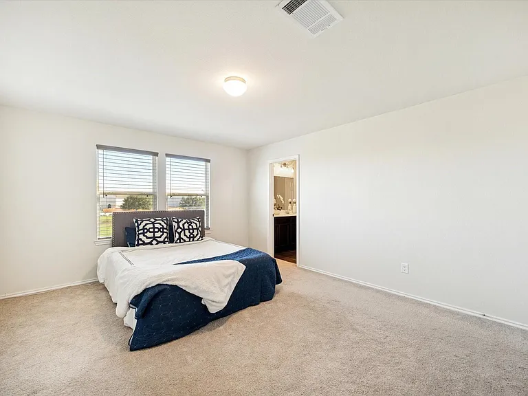 1606 Avocet Way — Photo 8