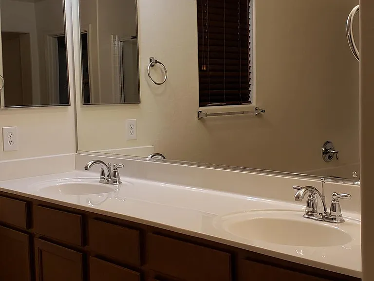 2099 S Martingale Rd — Photo 22