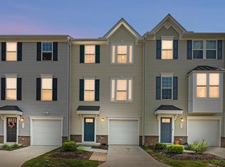 959 Steamboat Dr, Cincinnati, OH 45244