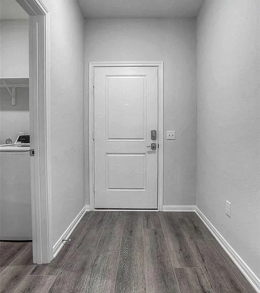 1419 Avenue N #2 — Photo 5