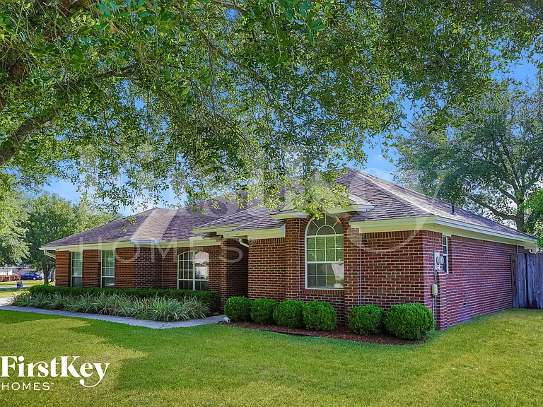 2479 Moon Harbor Way — Photo 2