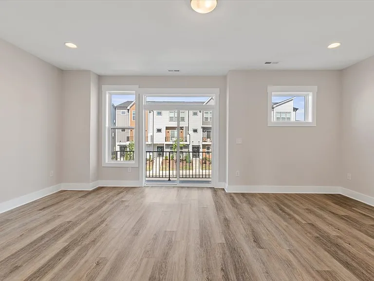 2129 Big Falls Dr — Photo 18