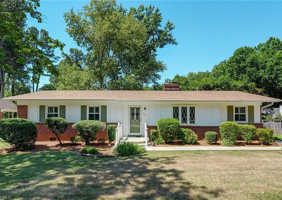 1st image of 4921 Starmount Dr