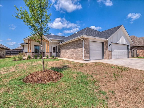 4th image of 9001 Sue Anthony Ln