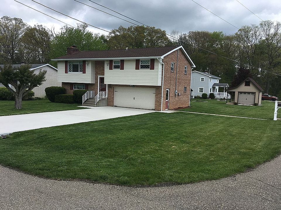 1st image of 267 Janet Dr