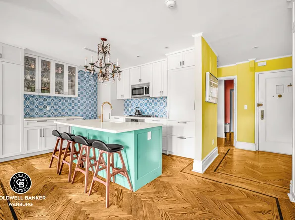 221 West 82nd Street image 4 of 11