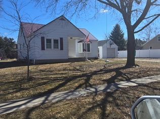 531 S 6th St, Sebewaing, MI 48759