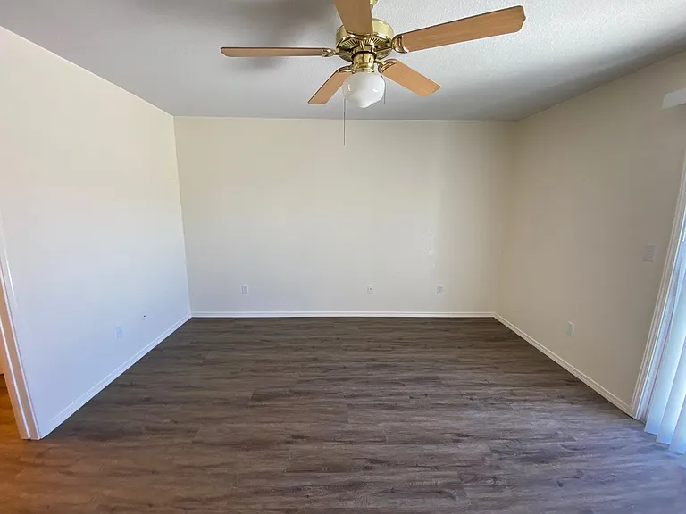 709 Creston Rd — Photo 33
